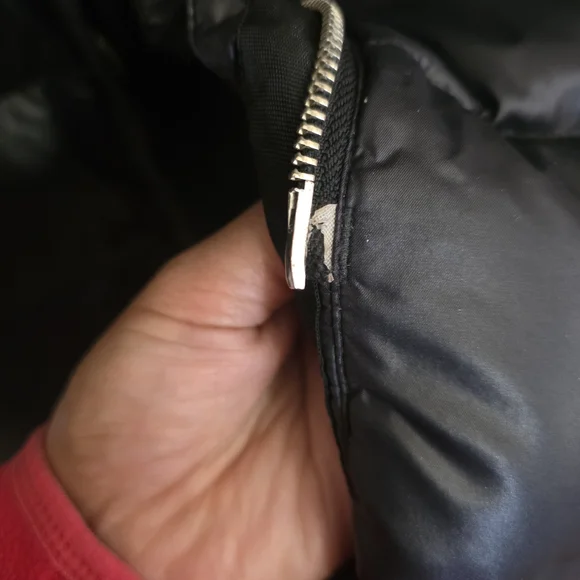 The North Face Black Puffer Coat - Picture 4 of 5